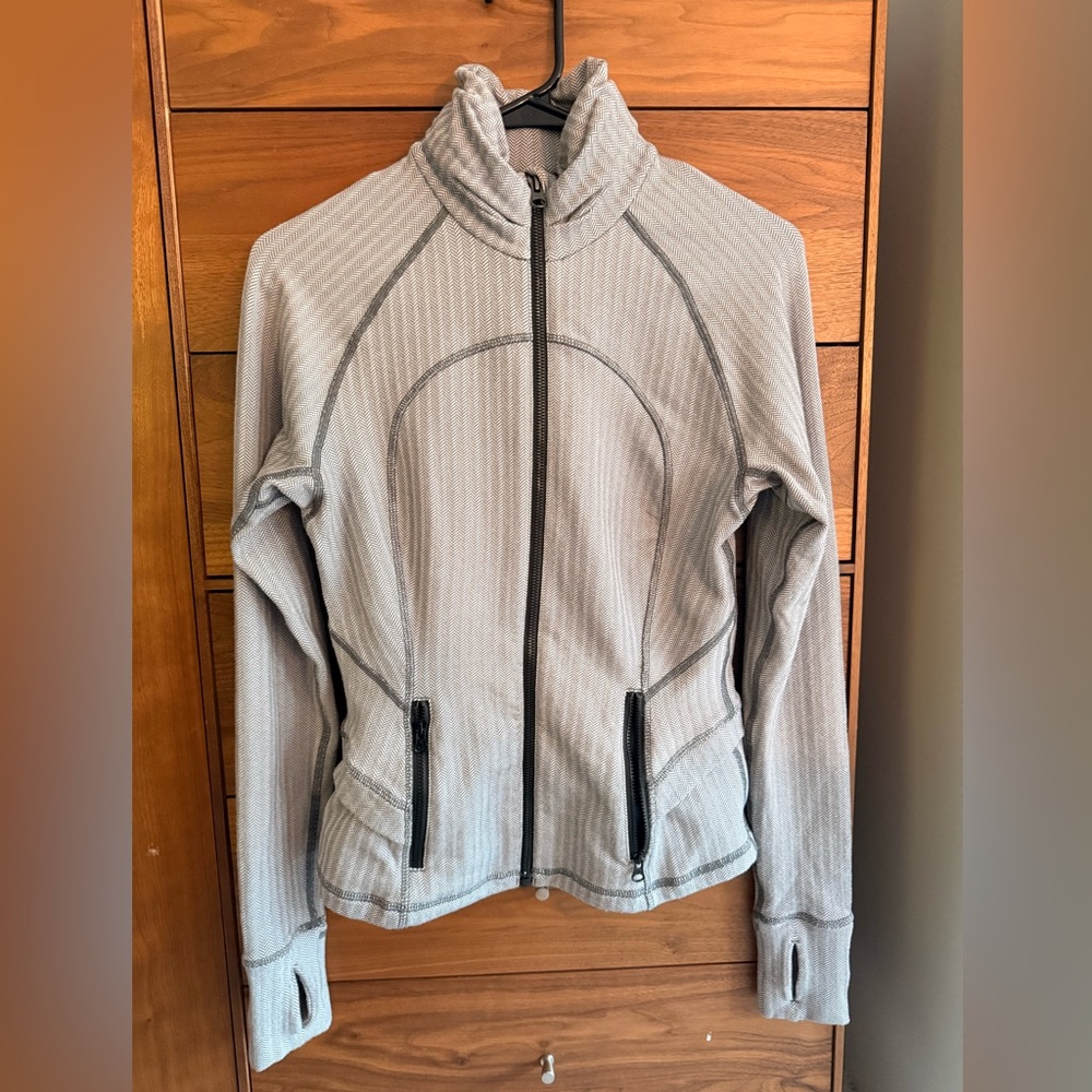 Lululemon Gray Ghost Herringbone zipper jacket Size 6 - Picture 4 of 13
